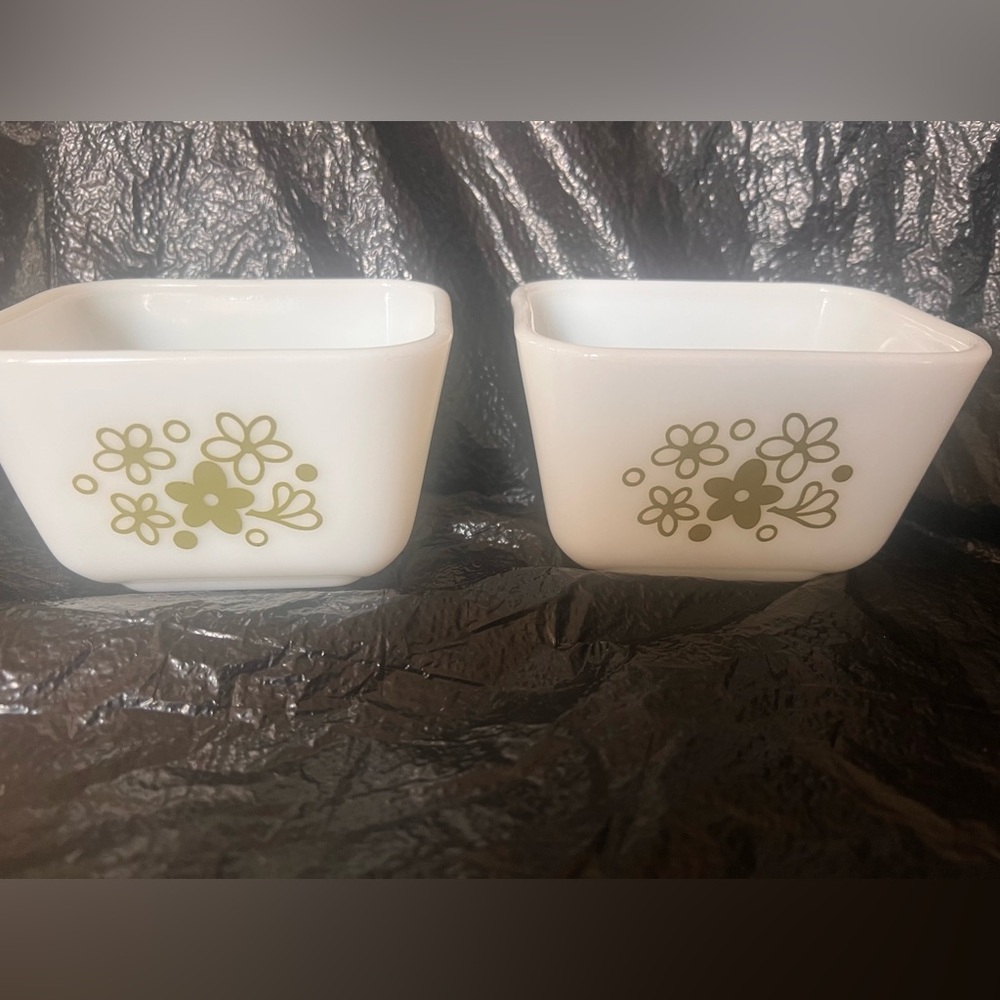Vintage Pyrex Crazy Daisy Spring Blossom Refrigerator Dish 501B 1-1/2 Cup